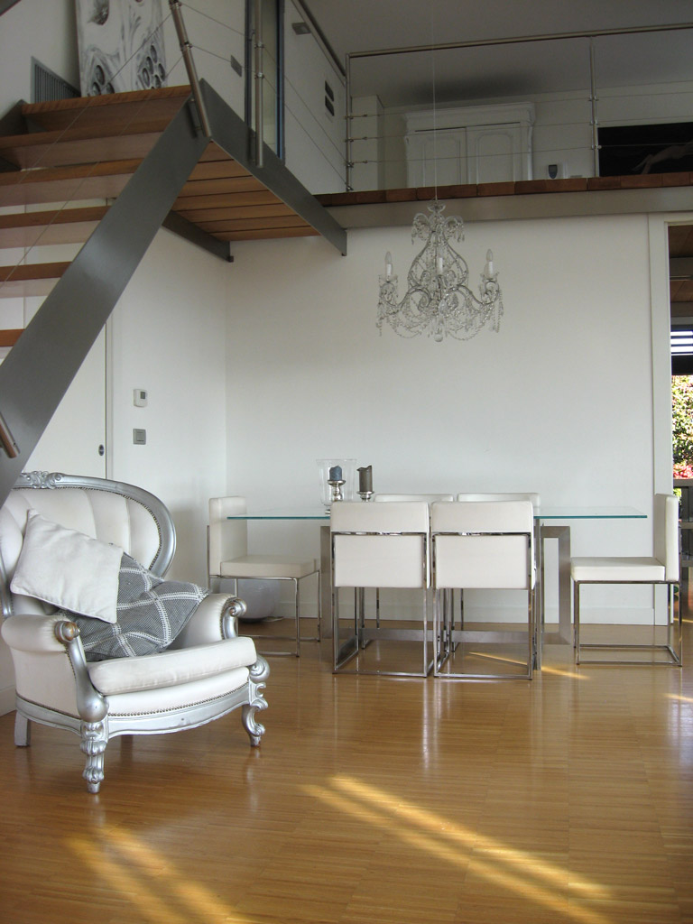 Arredamento loft con soppalco torino piovano home design for Arredamento giapponese torino